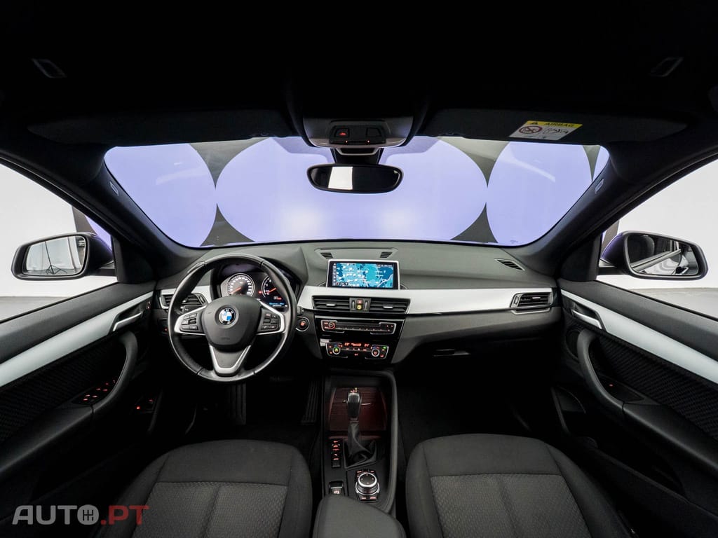 BMW X1 25 e xDrive Corporate Edition