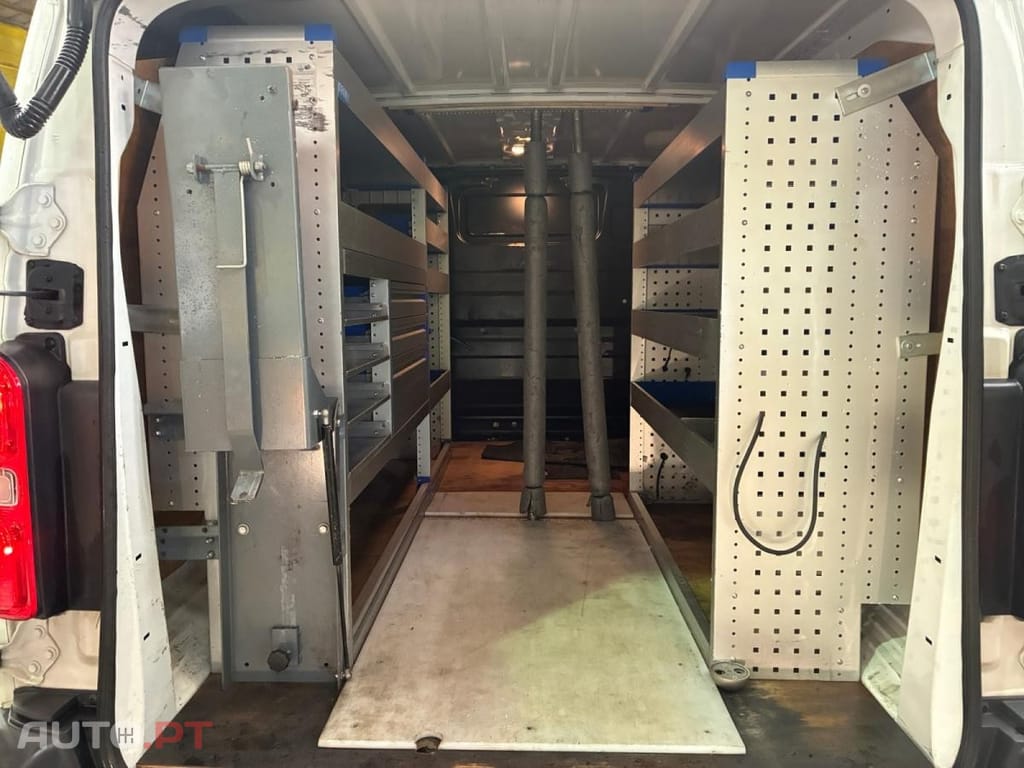 Peugeot Expert 2.0 BlueHDi Long Ashpalt