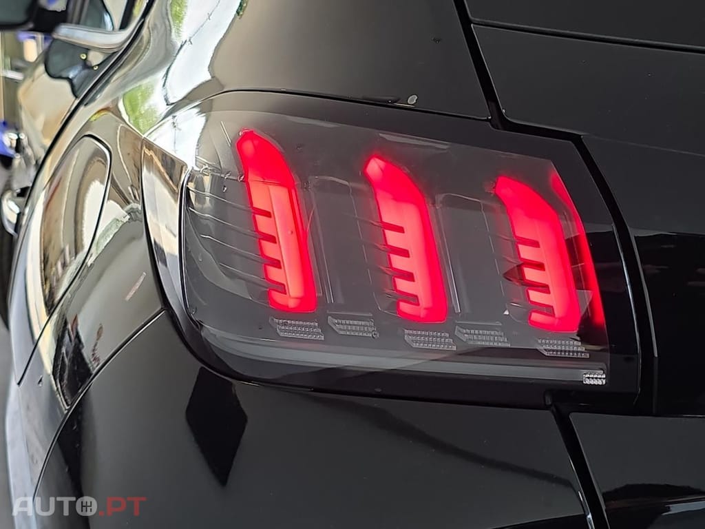 Peugeot 208 1.2 PureTech Allure Pack