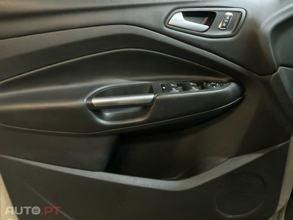 Ford Kuga 2.0 TDCi Titanium