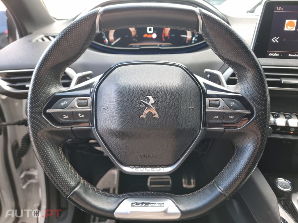 Peugeot 3008 1.6 PureTech GT EAT8