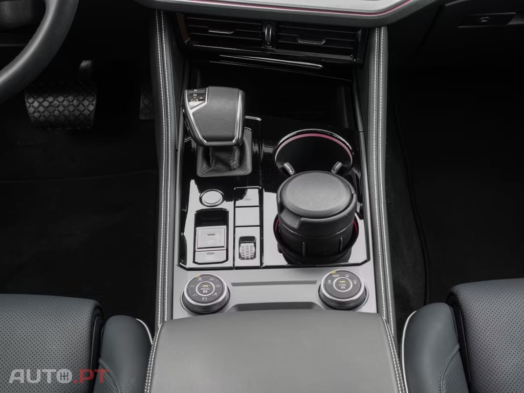 Volkswagen Touareg I.V.A DEDUTIVEL 3.0 eTSI eHybrid