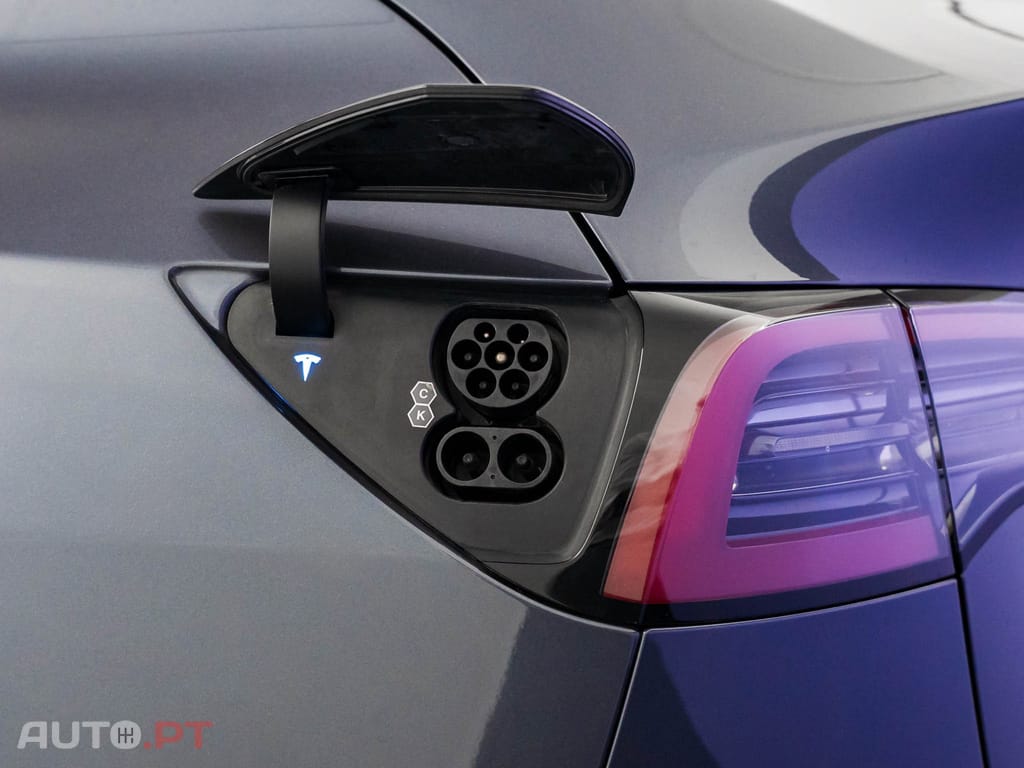 Tesla Model Y Long Range Tração Integral