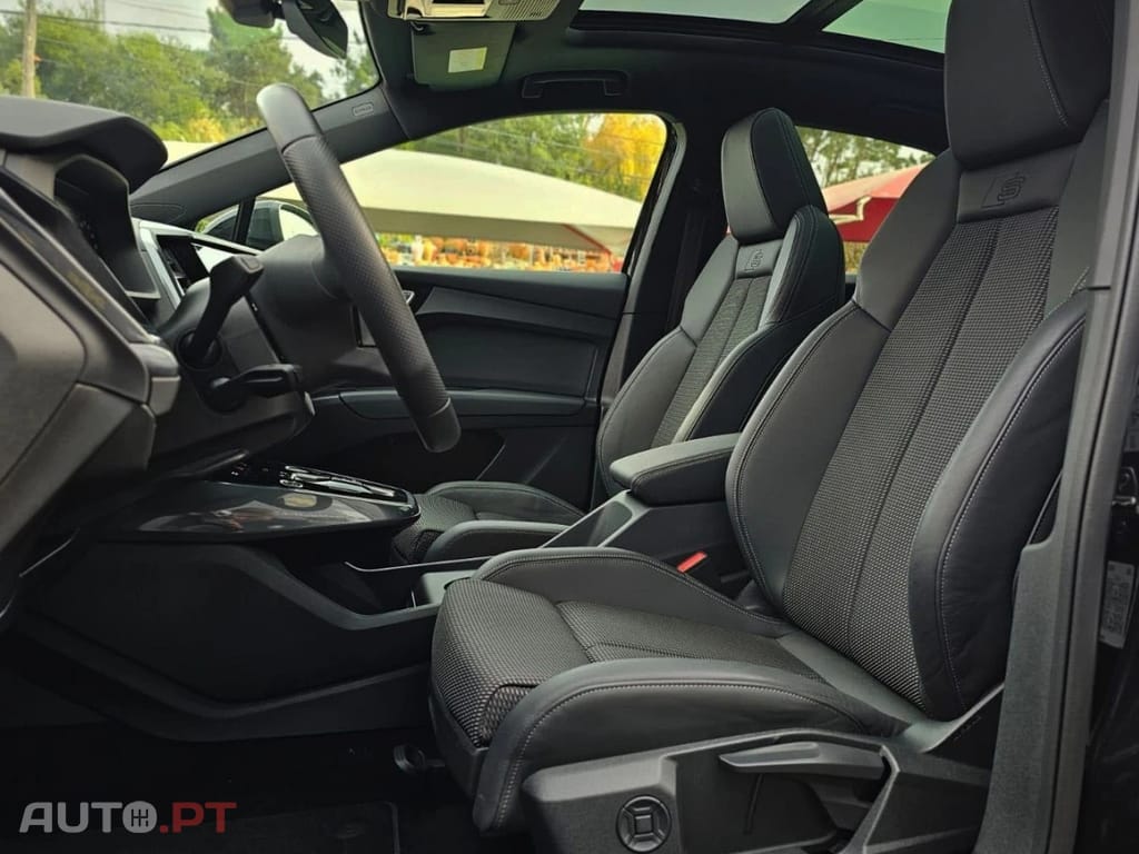 Audi E-Tron 45 82 kWh SE BUSINESS PLUS