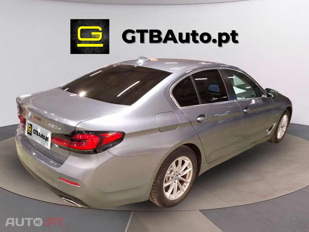 BMW 530 I.V.A DEDUTIVEL 