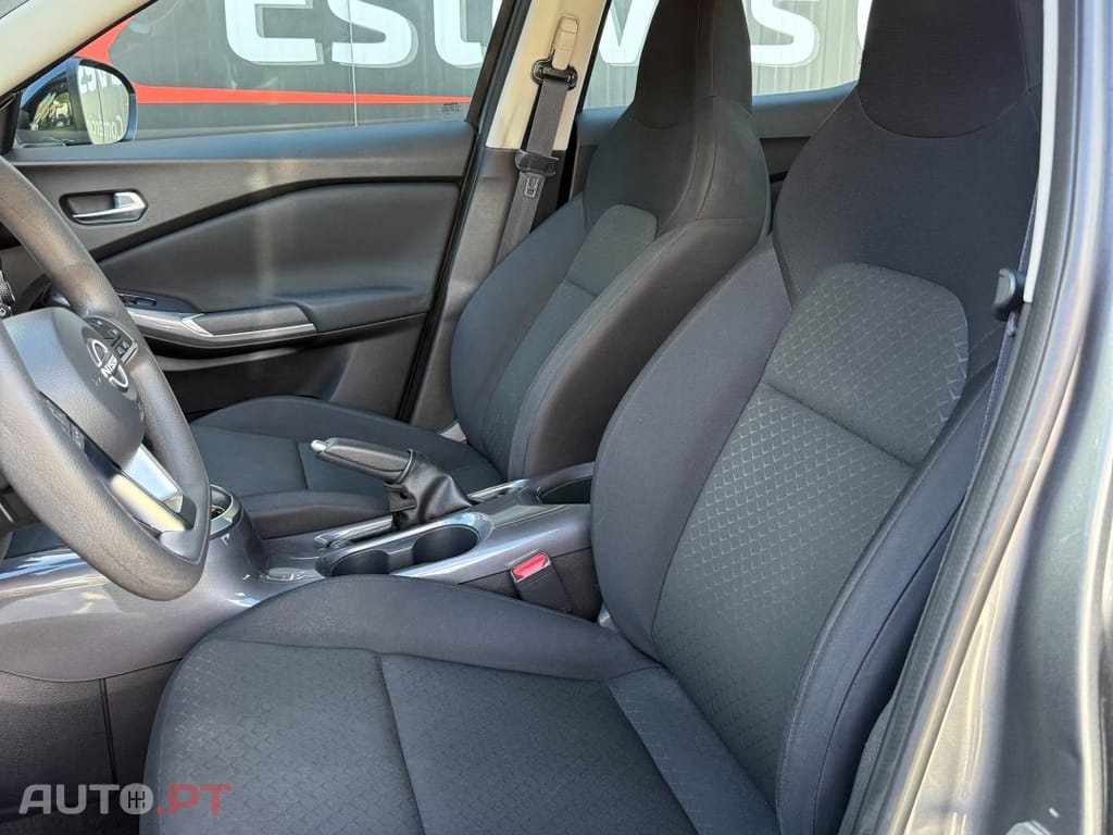 Nissan Juke 1.0 DIG-T Acenta DCT