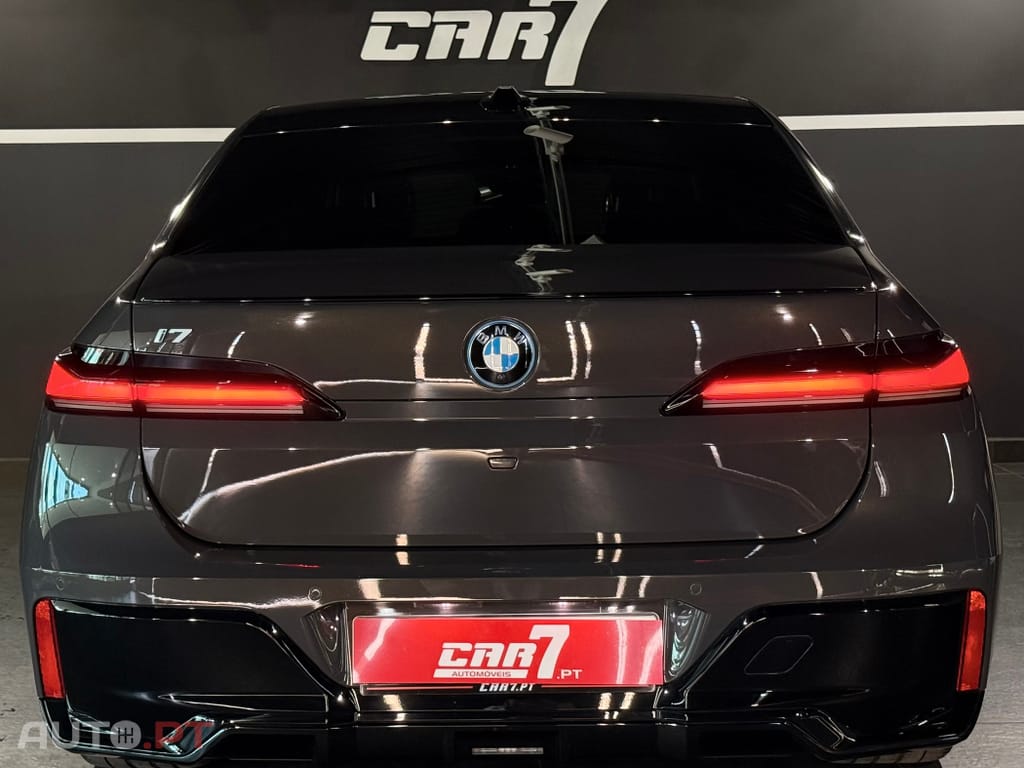 BMW i7 60 xDrive