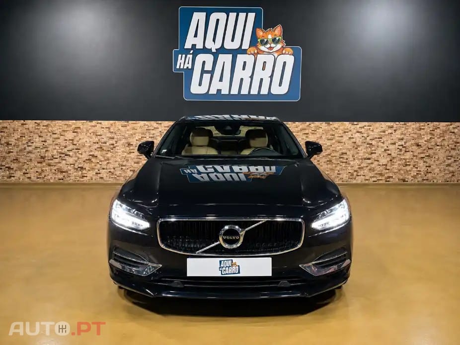 Volvo S90 2.0 T8 Momentum AWD Geartronic