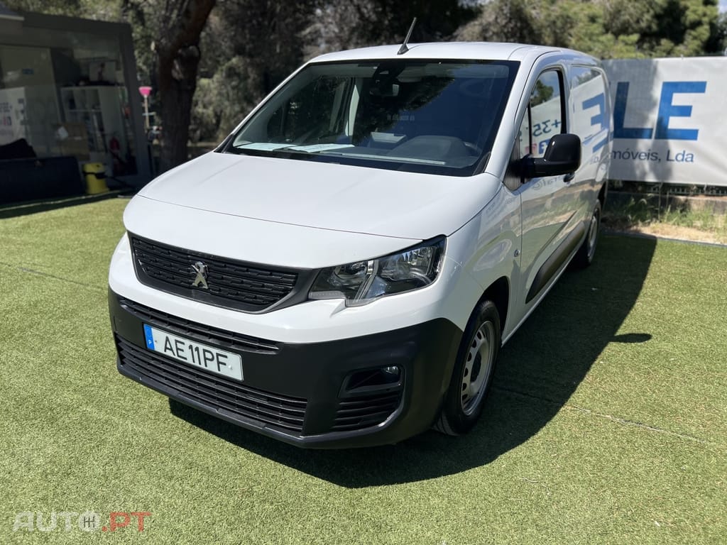 Peugeot Partner 1.5 BlueHDi Pemium Longa