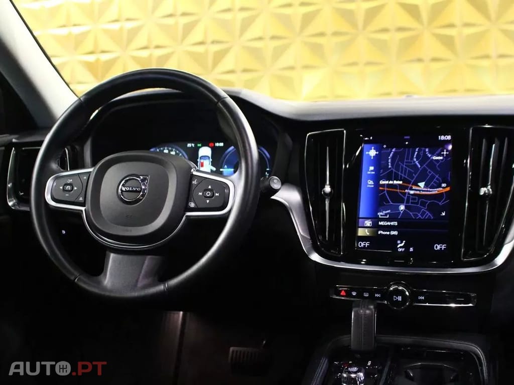 Volvo V60 2.0 T6 AWD TE Inscription — fotografia 16