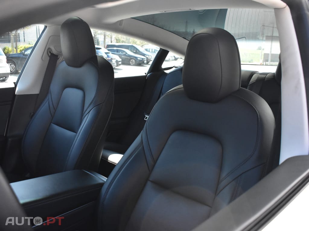 Tesla Model 3 Standard RWD Plus