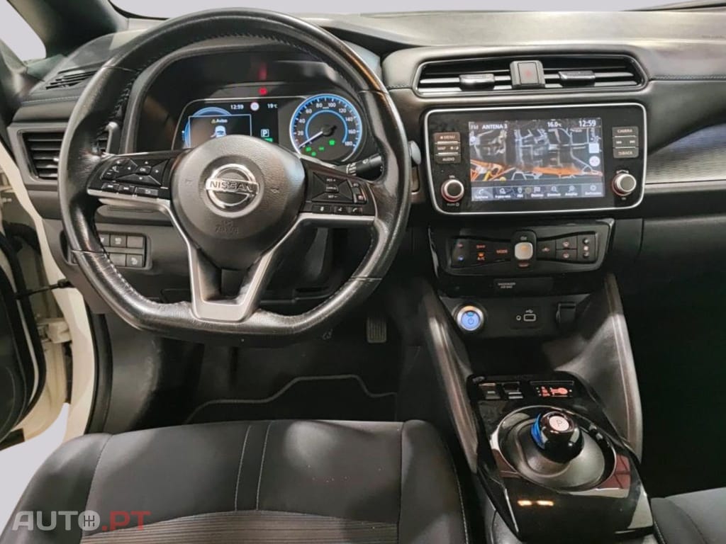 Nissan Leaf ACENTA 40KWH