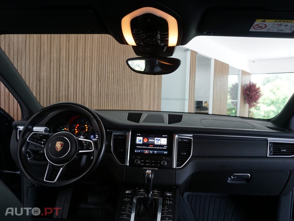 Porsche Macan PDK