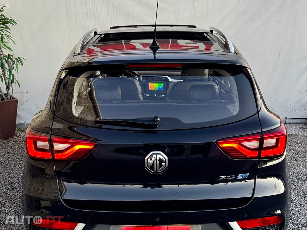 MG ZS EV 44.5 kWh Luxury  c/ IVA