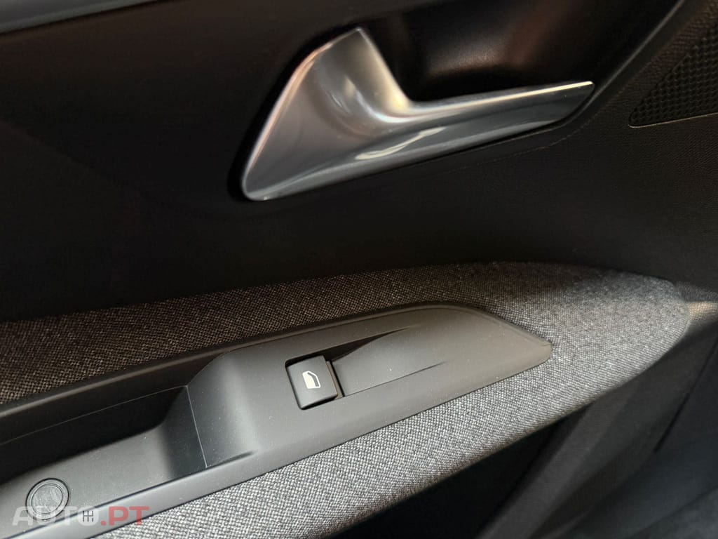 Peugeot 3008 1.2 PureTech Active Pack