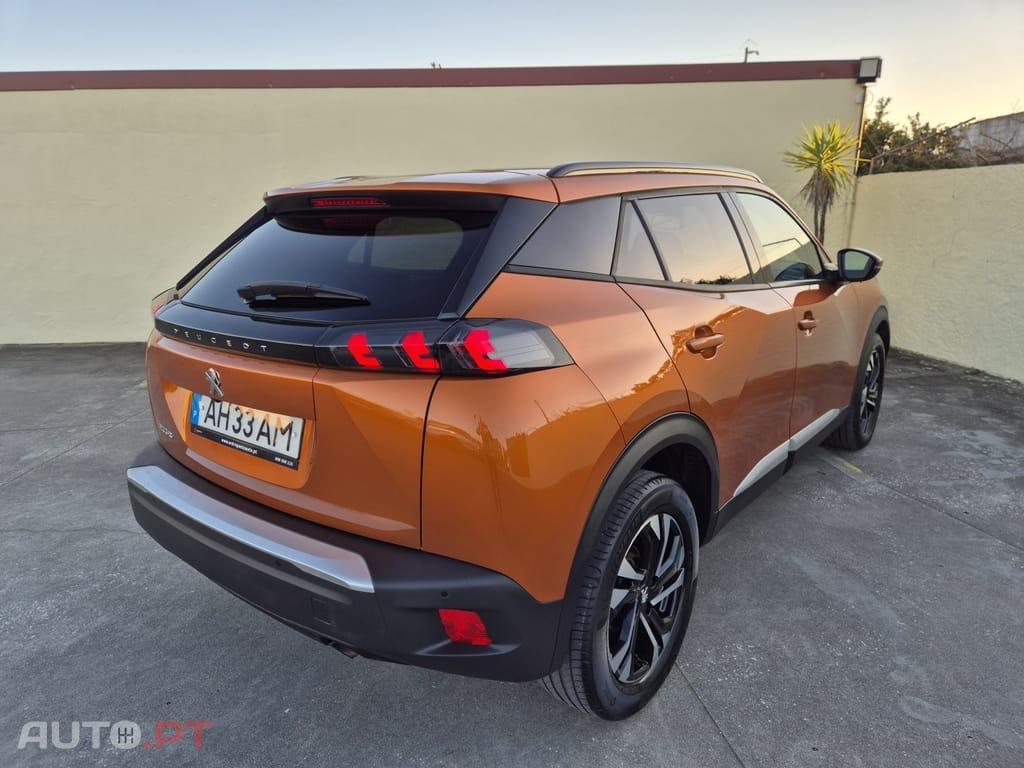 Peugeot 2008 1.2 PureTech Allure Pack