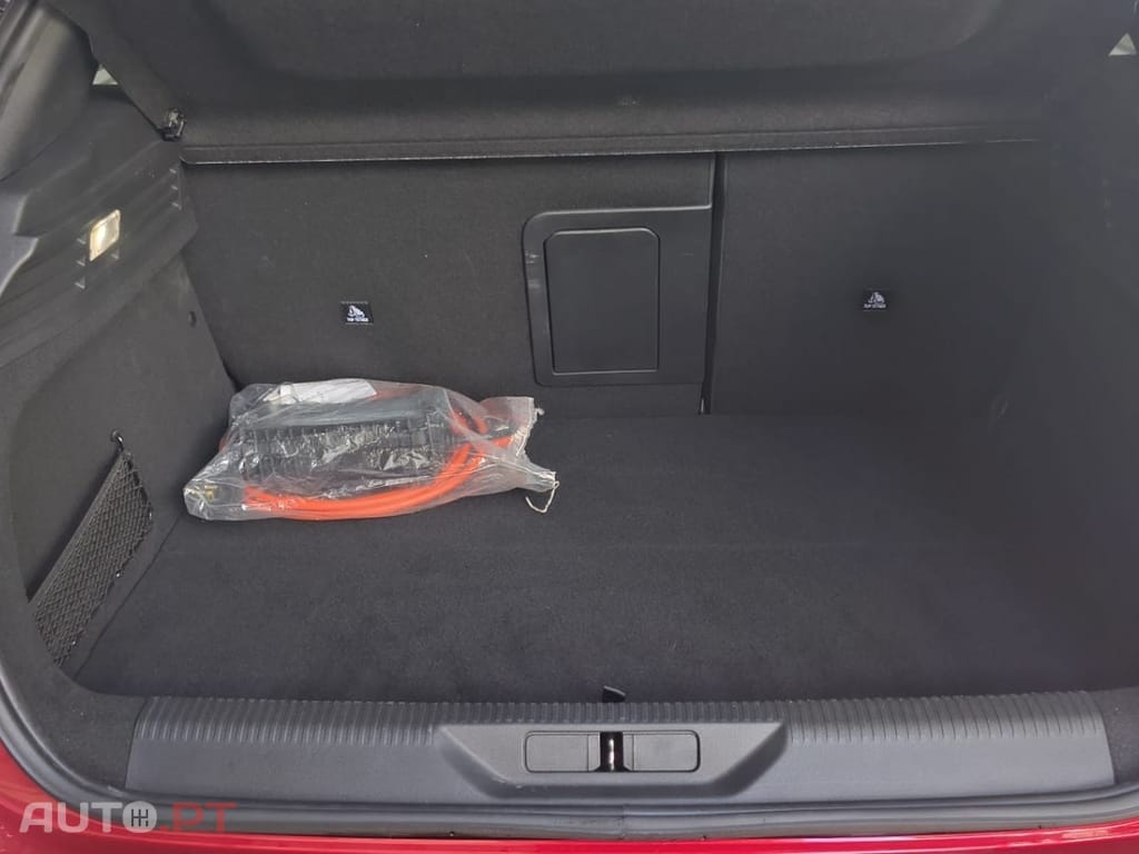 Peugeot 308 1.6 Hybrid GT e-EAT8