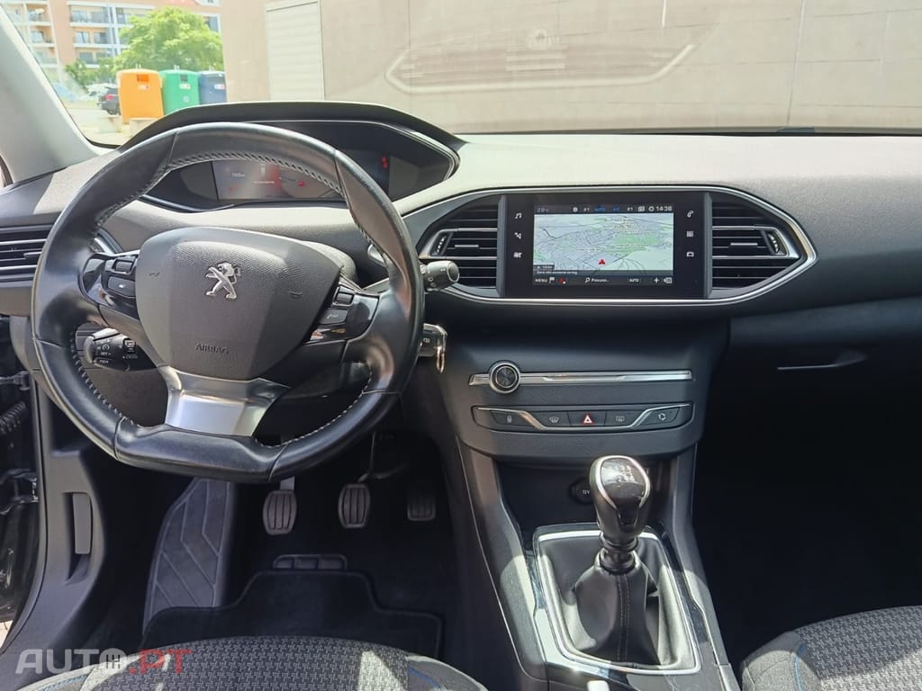 Peugeot 308 1.5 BlueHDi Style