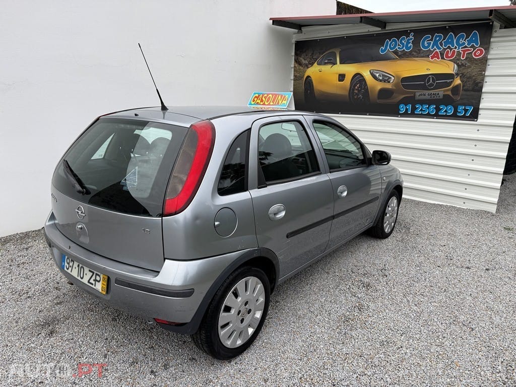 Opel Corsa 1.2 Enjoy