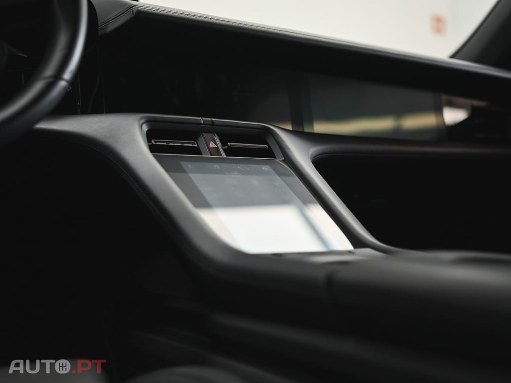 Porsche Taycan 4S