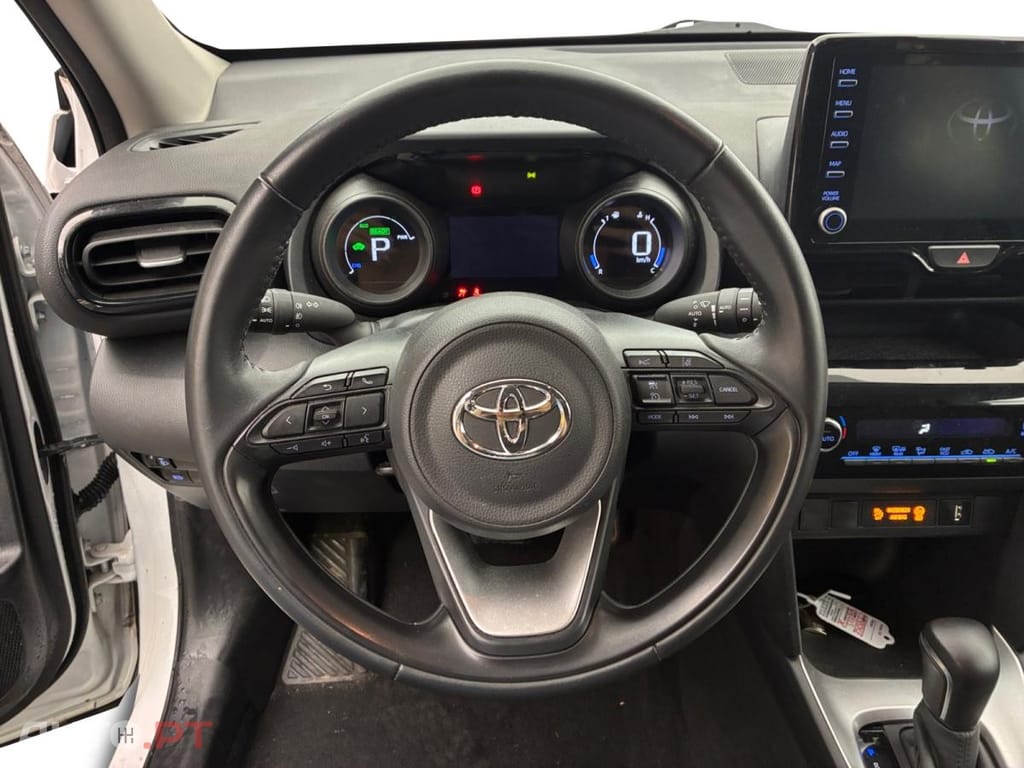 Toyota Yaris Cross Hybrid Dynamic Business 2WD