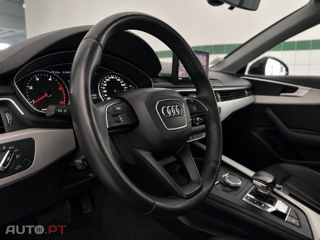 Audi A4 Avant 2.0 TDI Advance S tronic