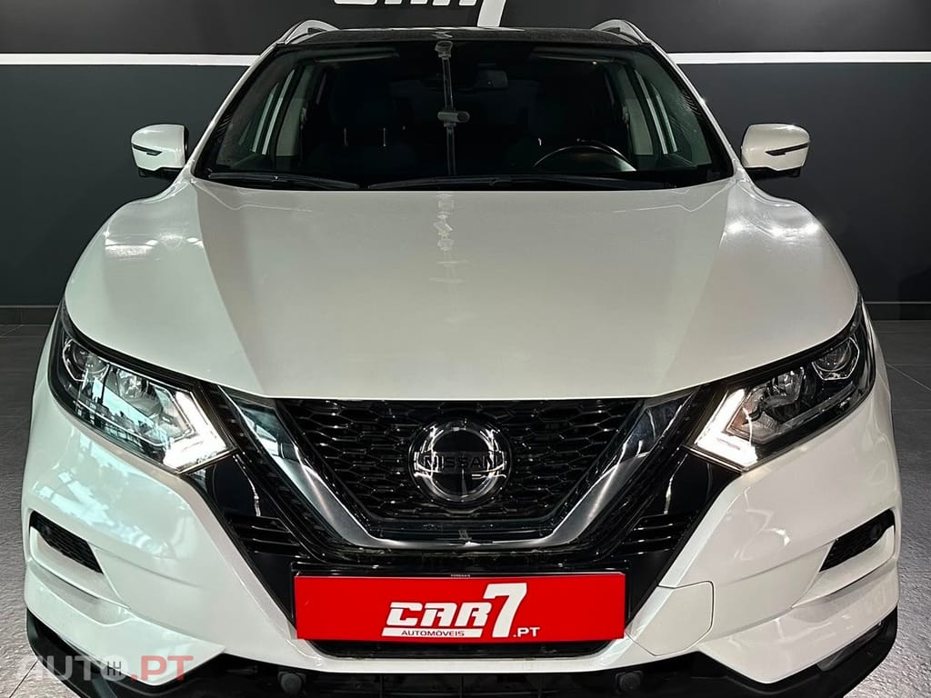 Nissan Qashqai 1.5 dCi N-Connecta J18