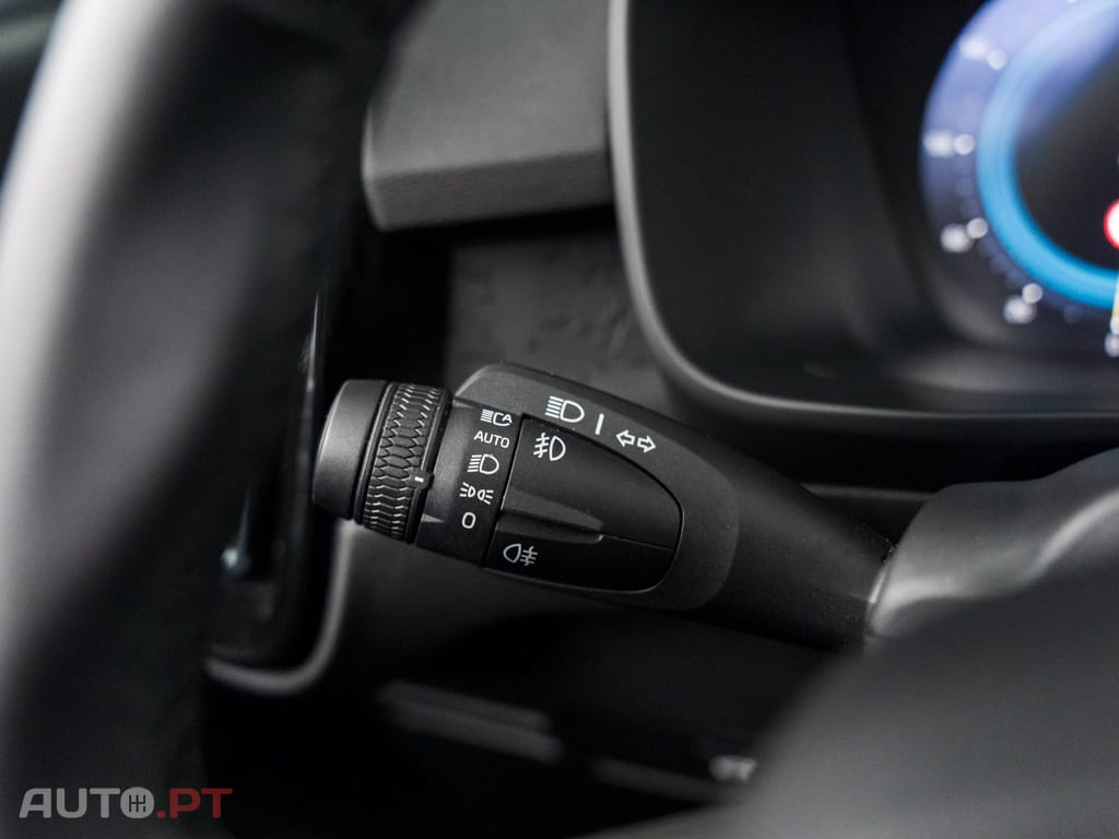 Volvo EX40 82 kWh Single Motor Extended Range Core