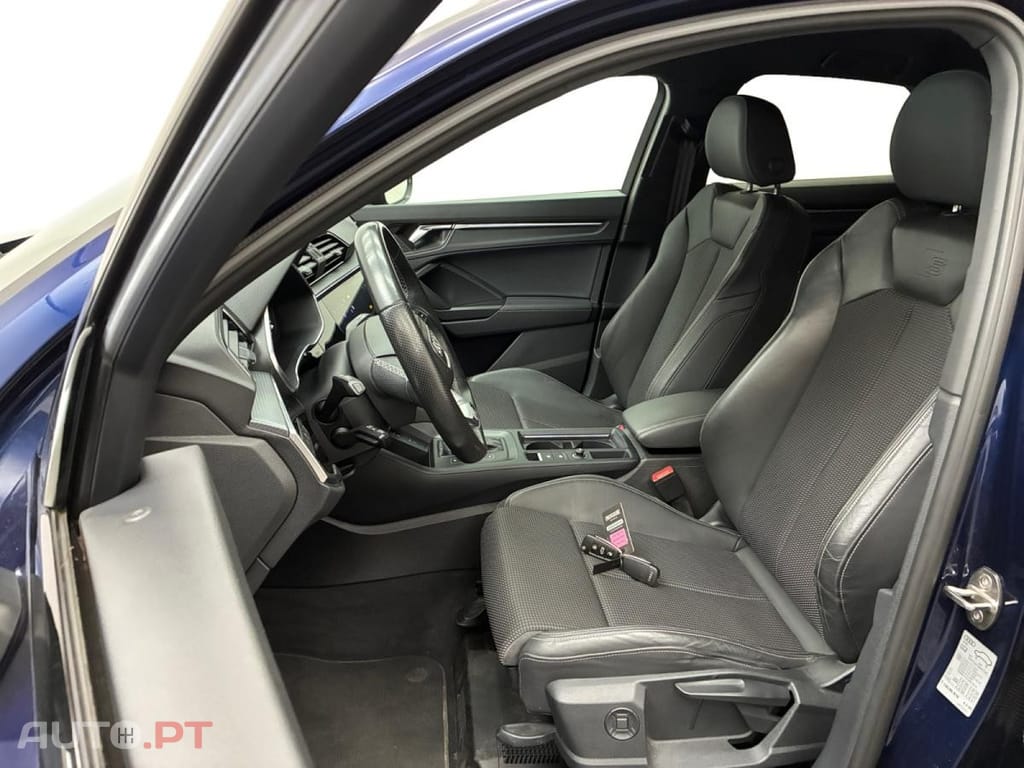 Audi Q3 35 TDI S line S tronic