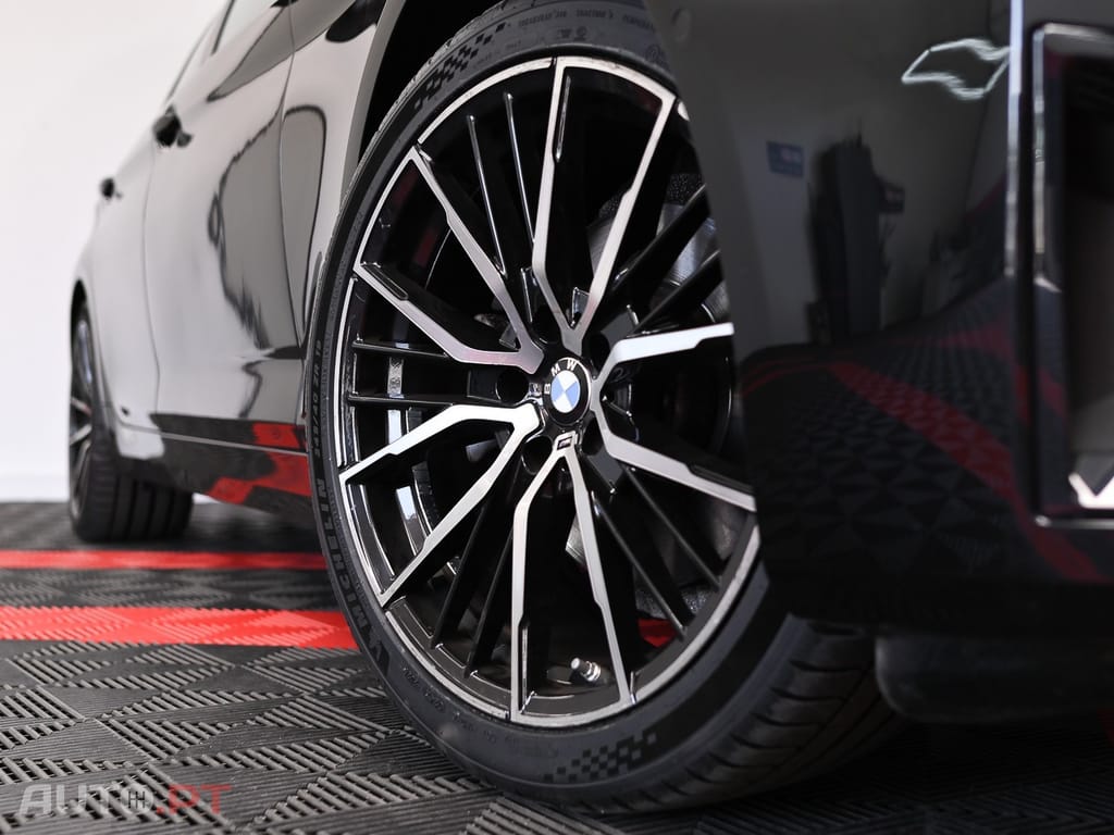 BMW 520 d Pack Desportivo M Auto