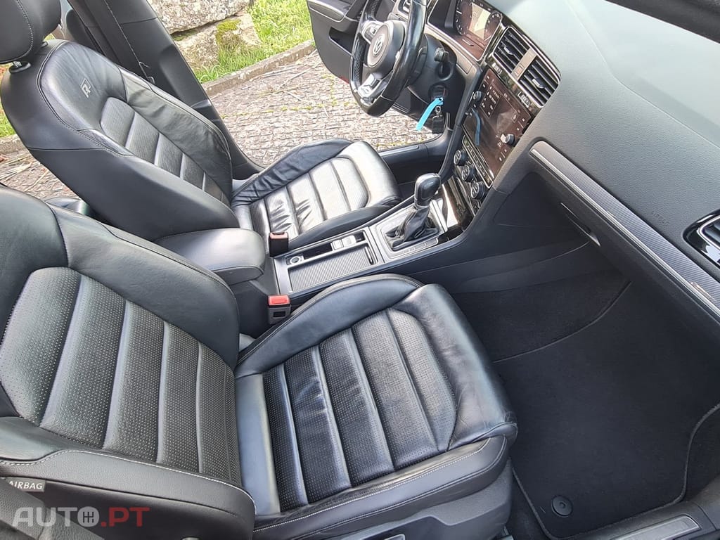 Volkswagen Golf 1.6 TDI R-Line DSG