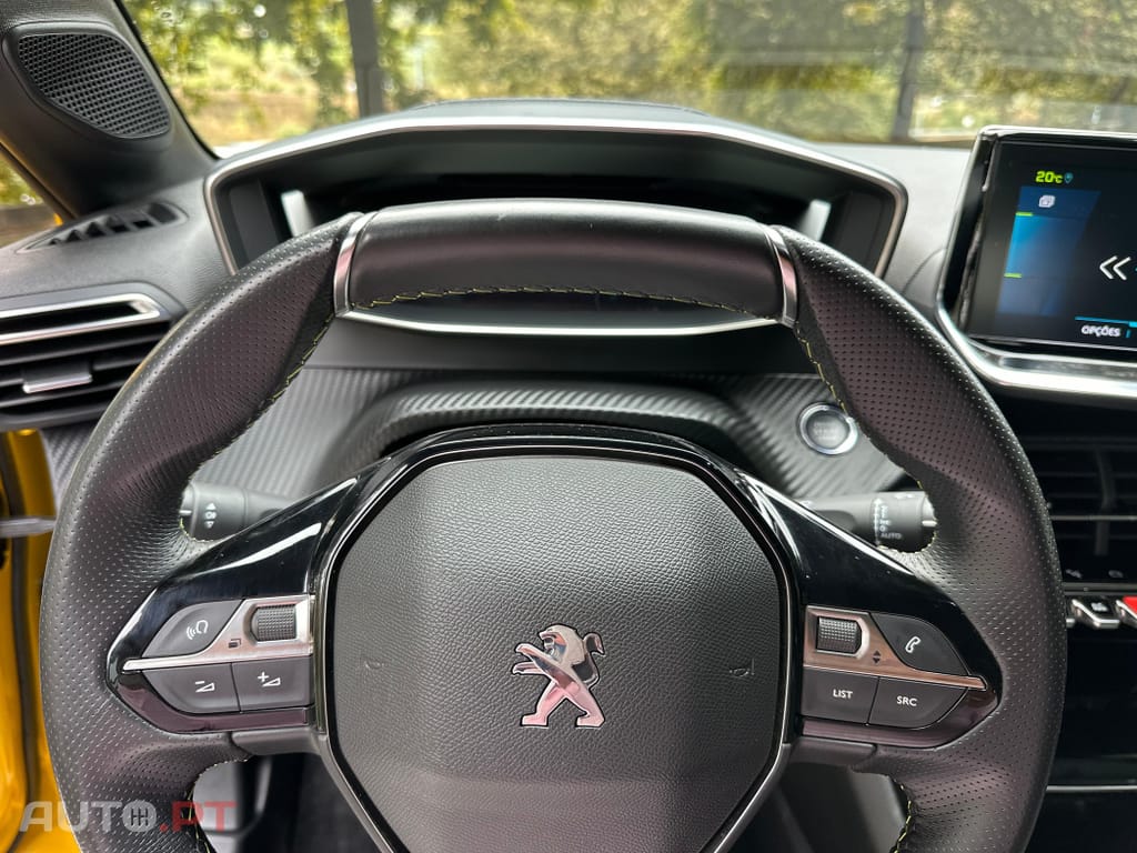Peugeot E-208 50 kWh GT Pack