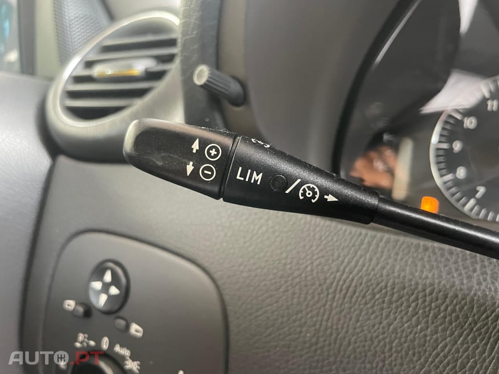 Mercedes-Benz CLK 200 K Elegance Aut.