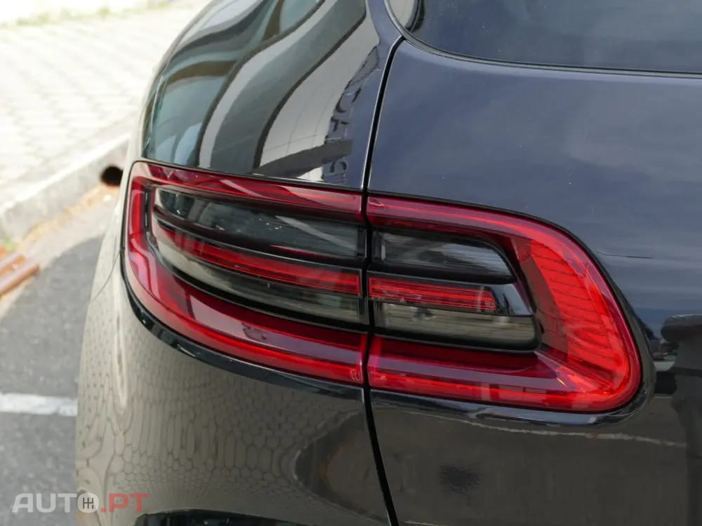 Porsche Macan S