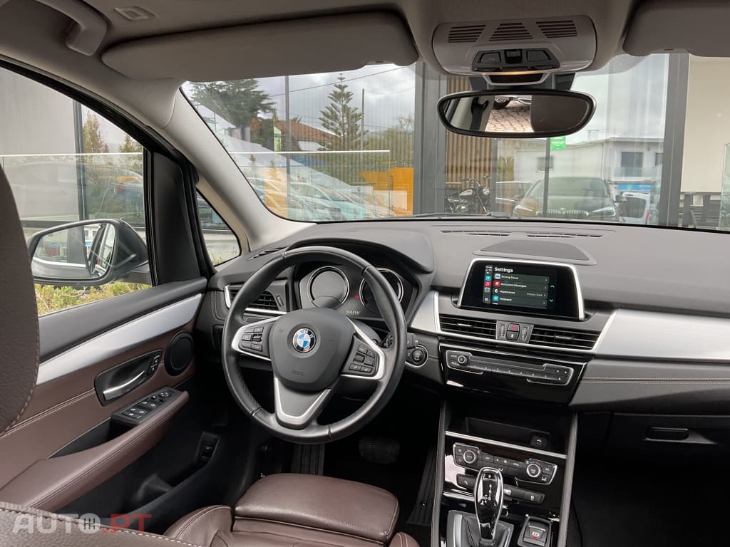 BMW 216 d 7L Line Luxury Auto