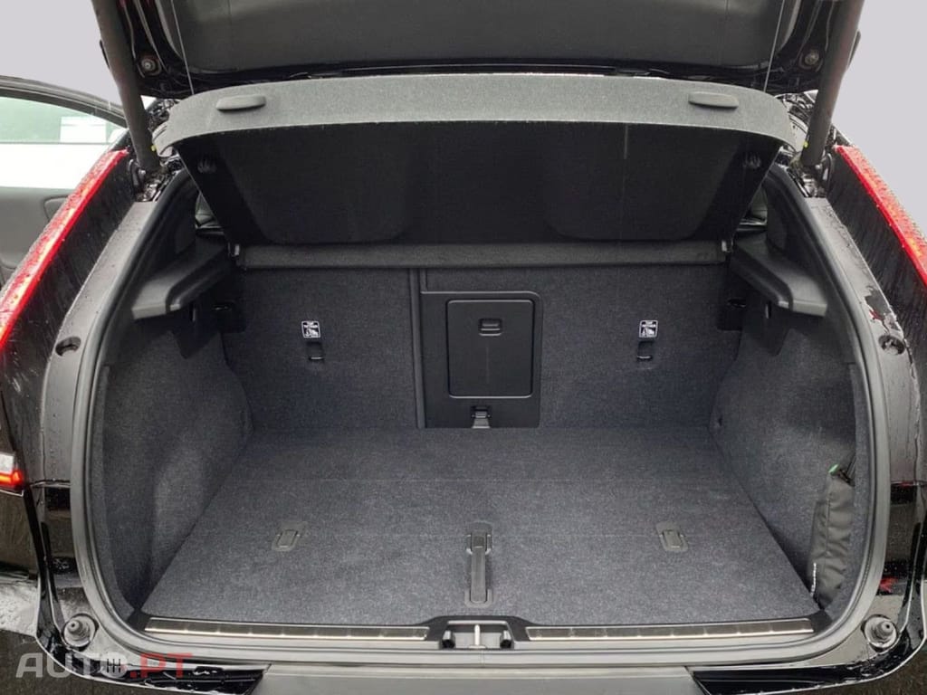 Volvo C40 Plus Recharge Pure 2WD I.V.A DEDUTIVEL 