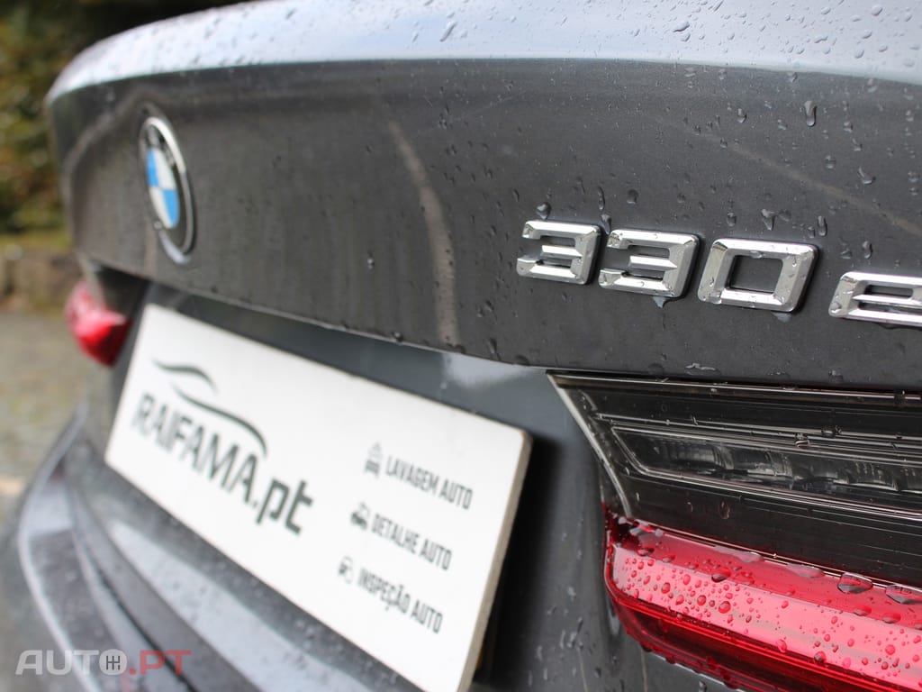BMW 330 330e Hibrido Plug-In
