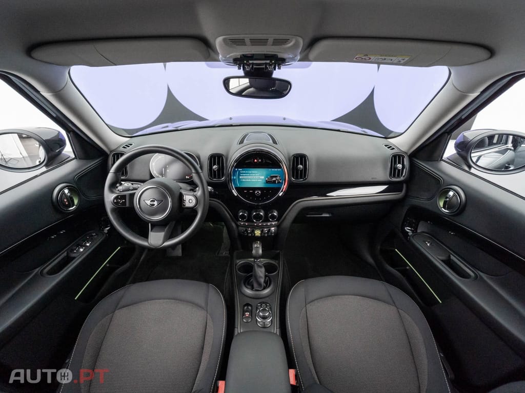 MINI Countryman Cooper SE Premium Essential Auto