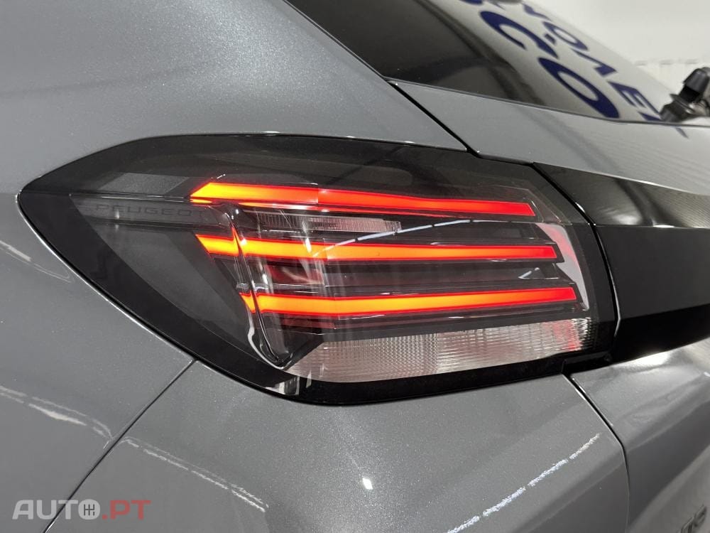 Peugeot E-208 51 kWh Allure