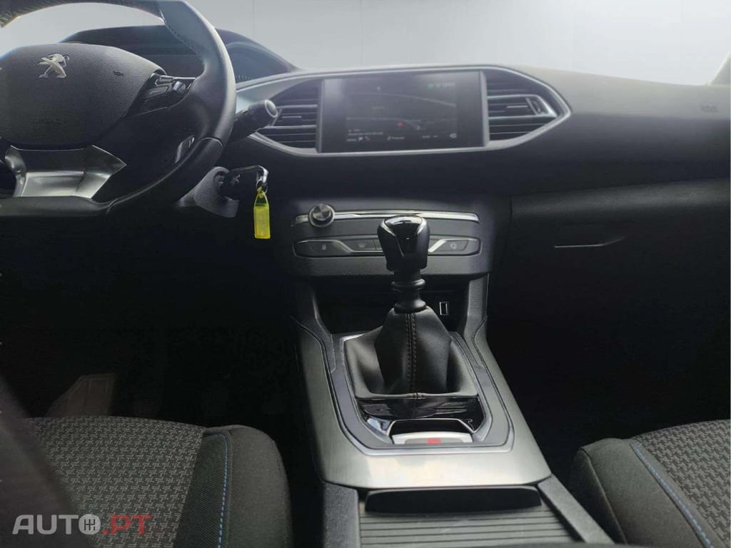 Peugeot 308 1.2i Style