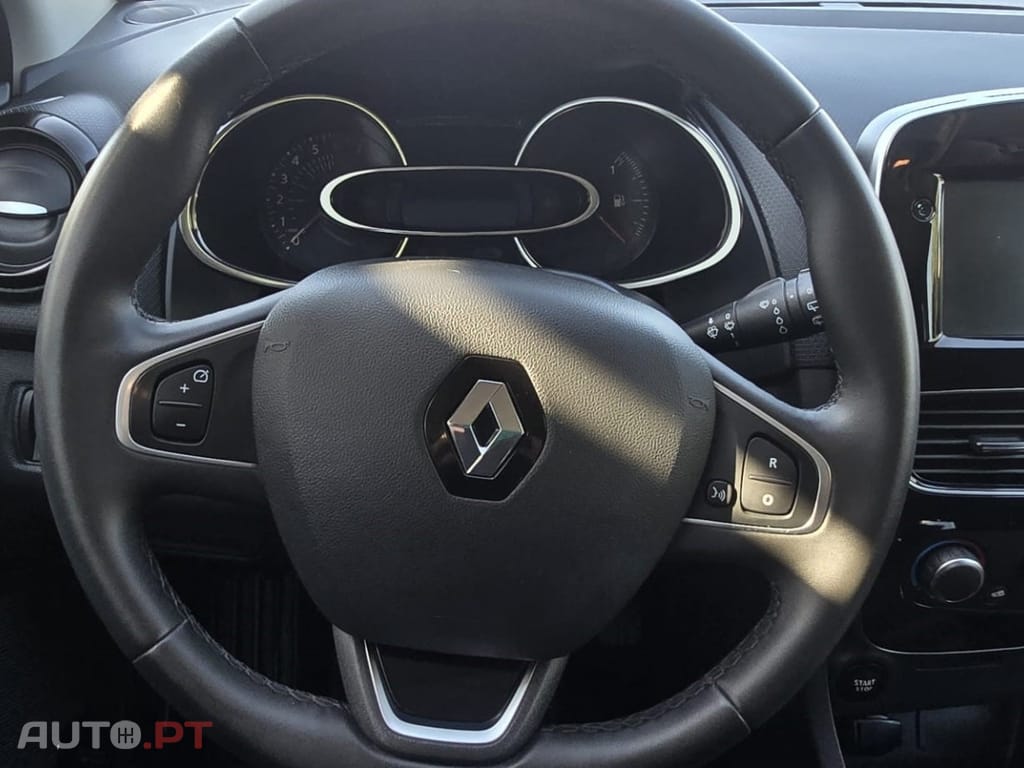 Renault Clio Sport Tourer 0.9 TCe Limited