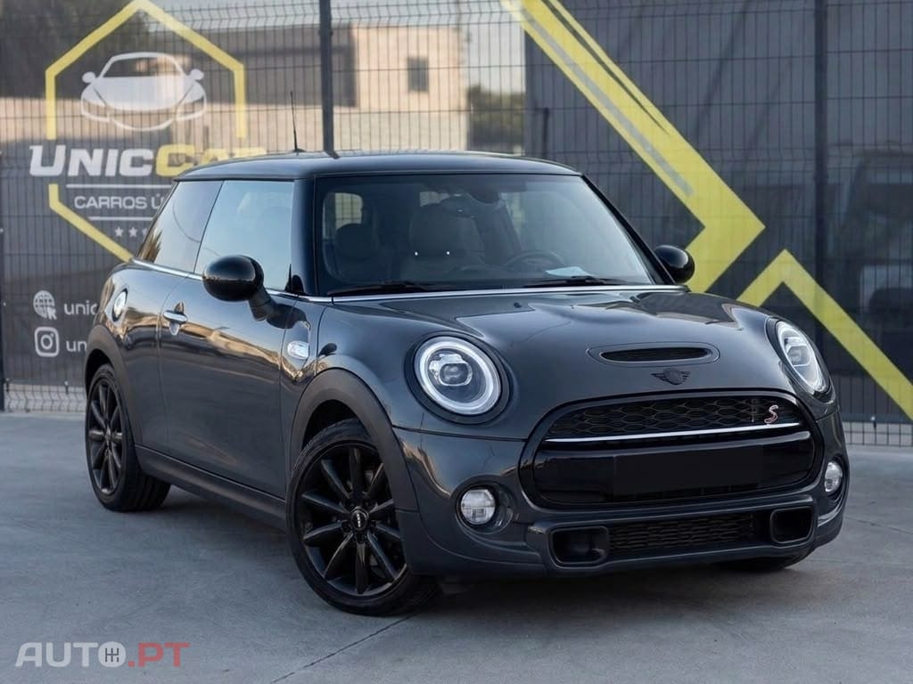 MINI Cooper Cooper S Auto Desportiva