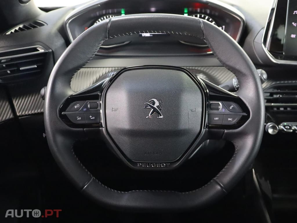 Peugeot 2008 1.2 PureTech Active