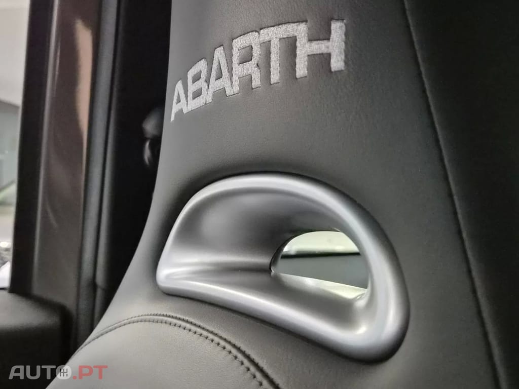 Abarth 595 1.4 T-Jet Turismo