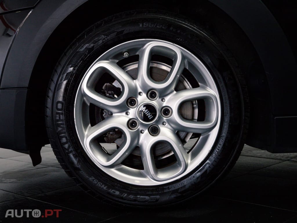 MINI Cooper One D