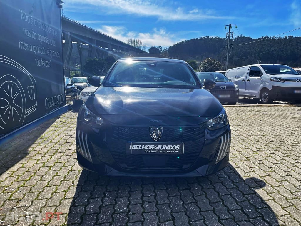 Peugeot 208 1.2 Hybrid Allure e-DCS6