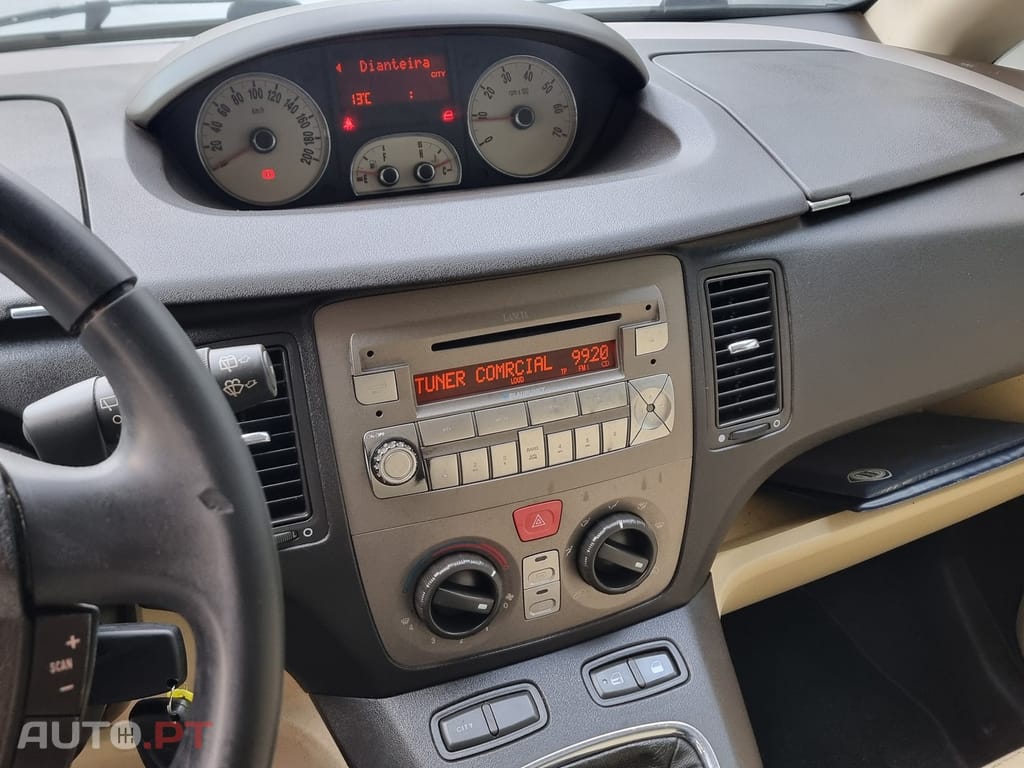 Lancia Musa 1.3 16V M-jet Oro