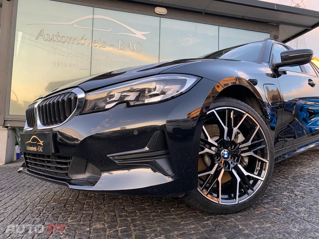 BMW 330 e Touring Line Luxury Auto