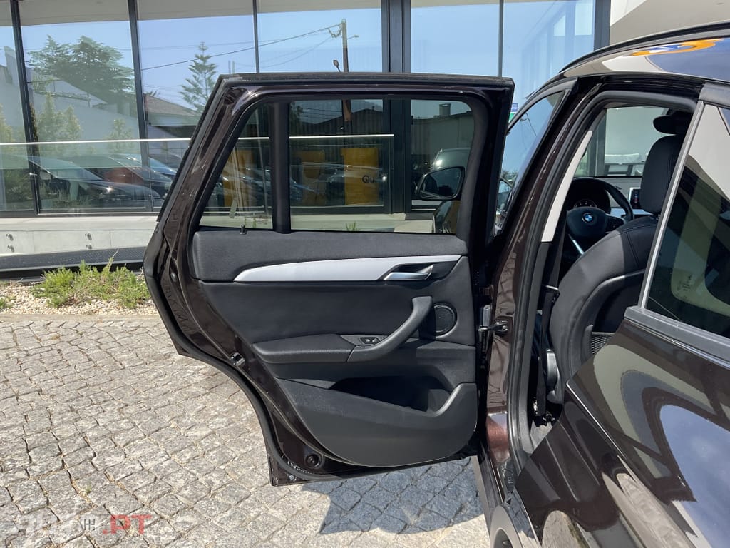 BMW X1 16 d sDrive Auto