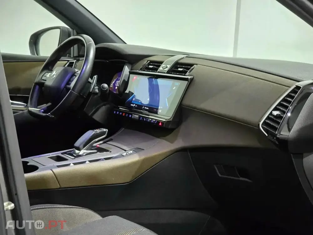 DS DS7 Crossback E-Tense Bastille+ EAT8